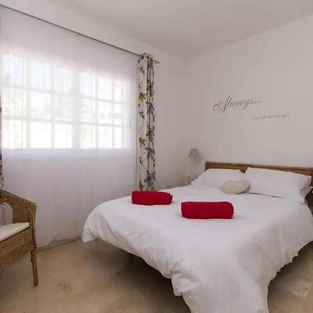 Villa Isla Wonderful 3 Bedroom Private Heated Pool