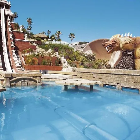 Isla Wonderful 3 Bedroom Private Heated Pool Villa *